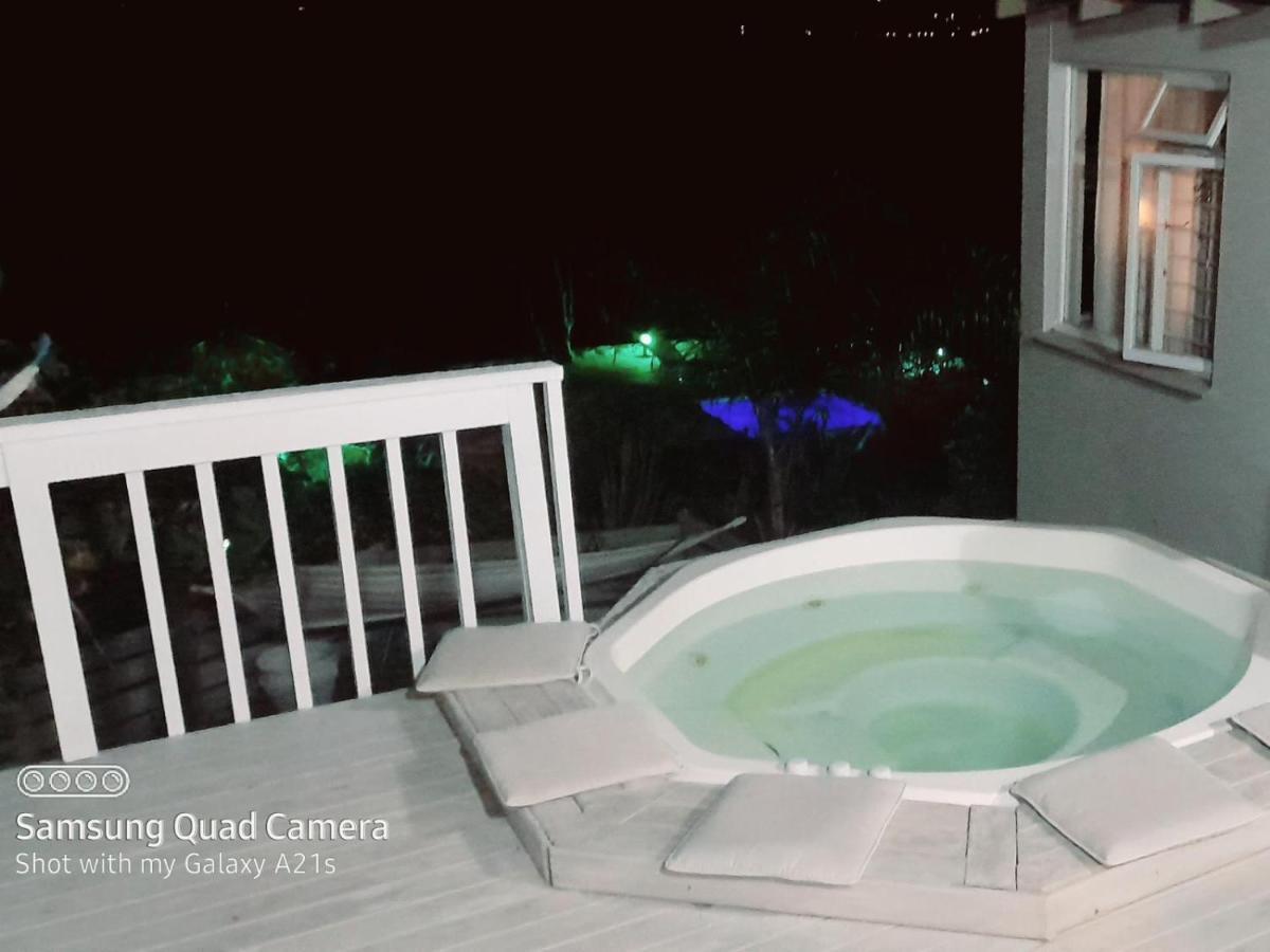 Hotel Azure House Knysna Exterior foto